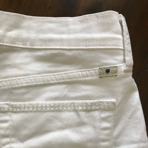 Lucky Brand White Denim Embroidered Shorts - Picture 3 of 5